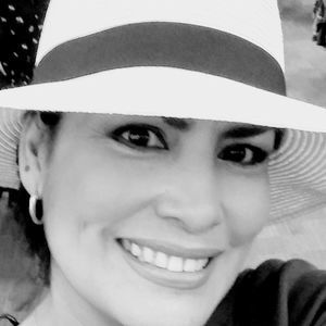 Meet your Posher, Claudia